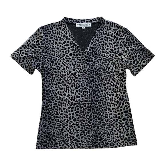 Andrea Lieu Tops - Vintage 90s Andrea Lieu Small Stretchy Black‎ Grey Cheetah V-Neck Top